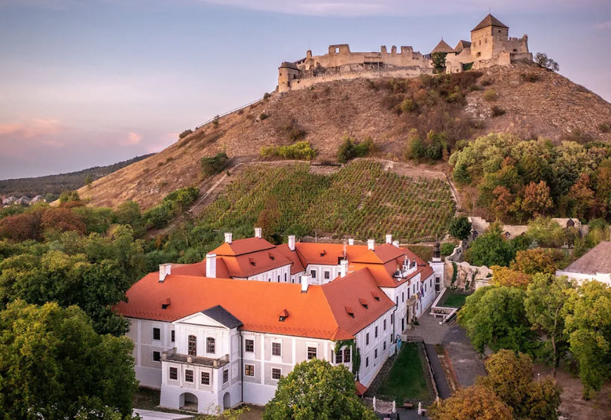 Bishop's Palace, Hungary